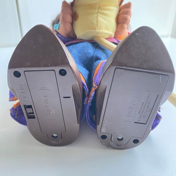 Vintage Dora the Explorer Cowgirl Interactive English Spanish Toy Doll Horse - Picture 7 of 10